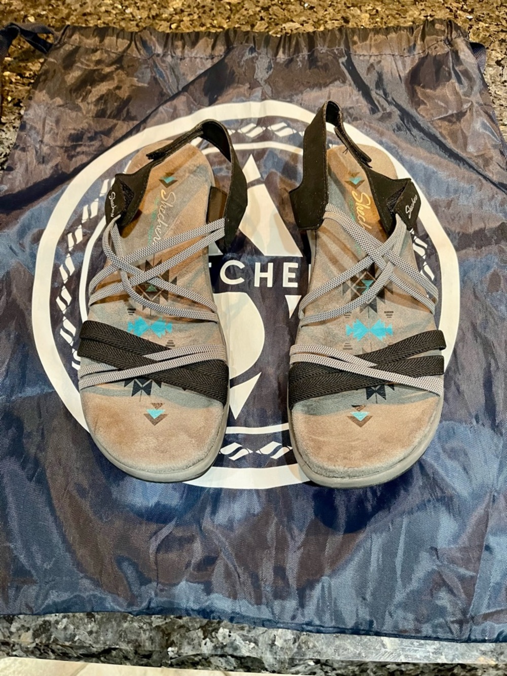 Skechers Reggae Slim Takes Two Sandals Stretchy Black & Gray w/Bag Size 9